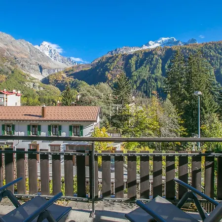 Edelweiss 4 - Happy Chamonix